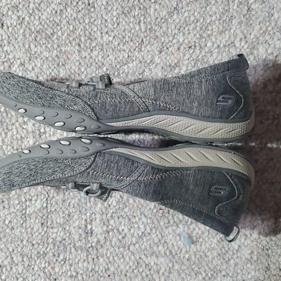 Shoes - Picture 3 of 5